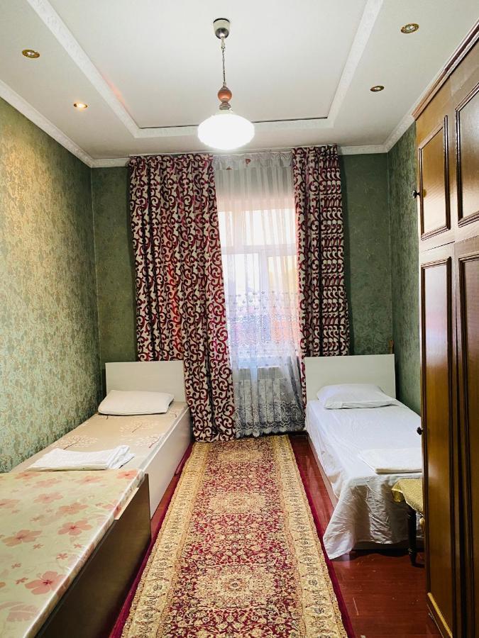 Vip Hostel Turkistan Exterior foto